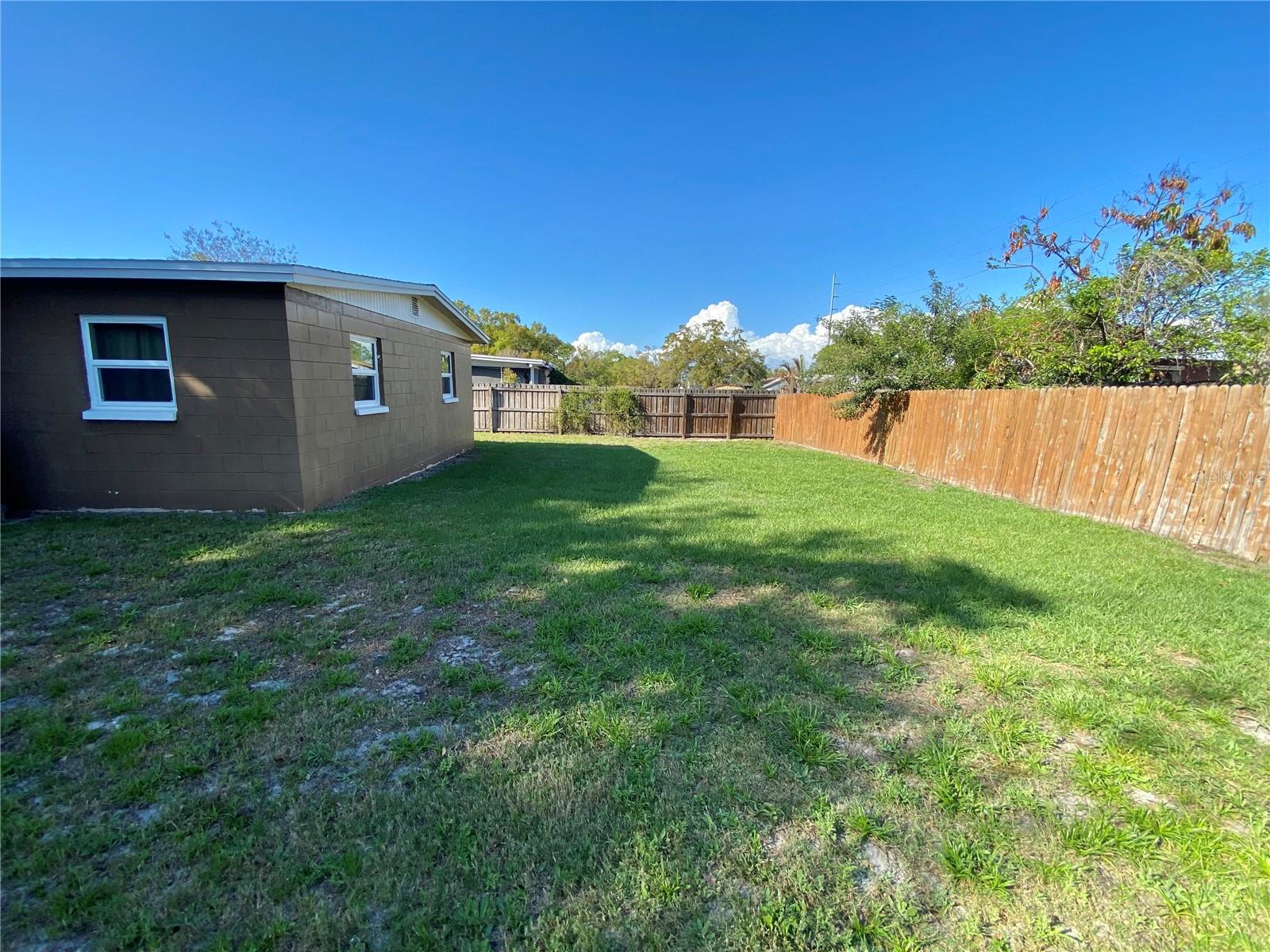 GANDY GARDENS - Residential