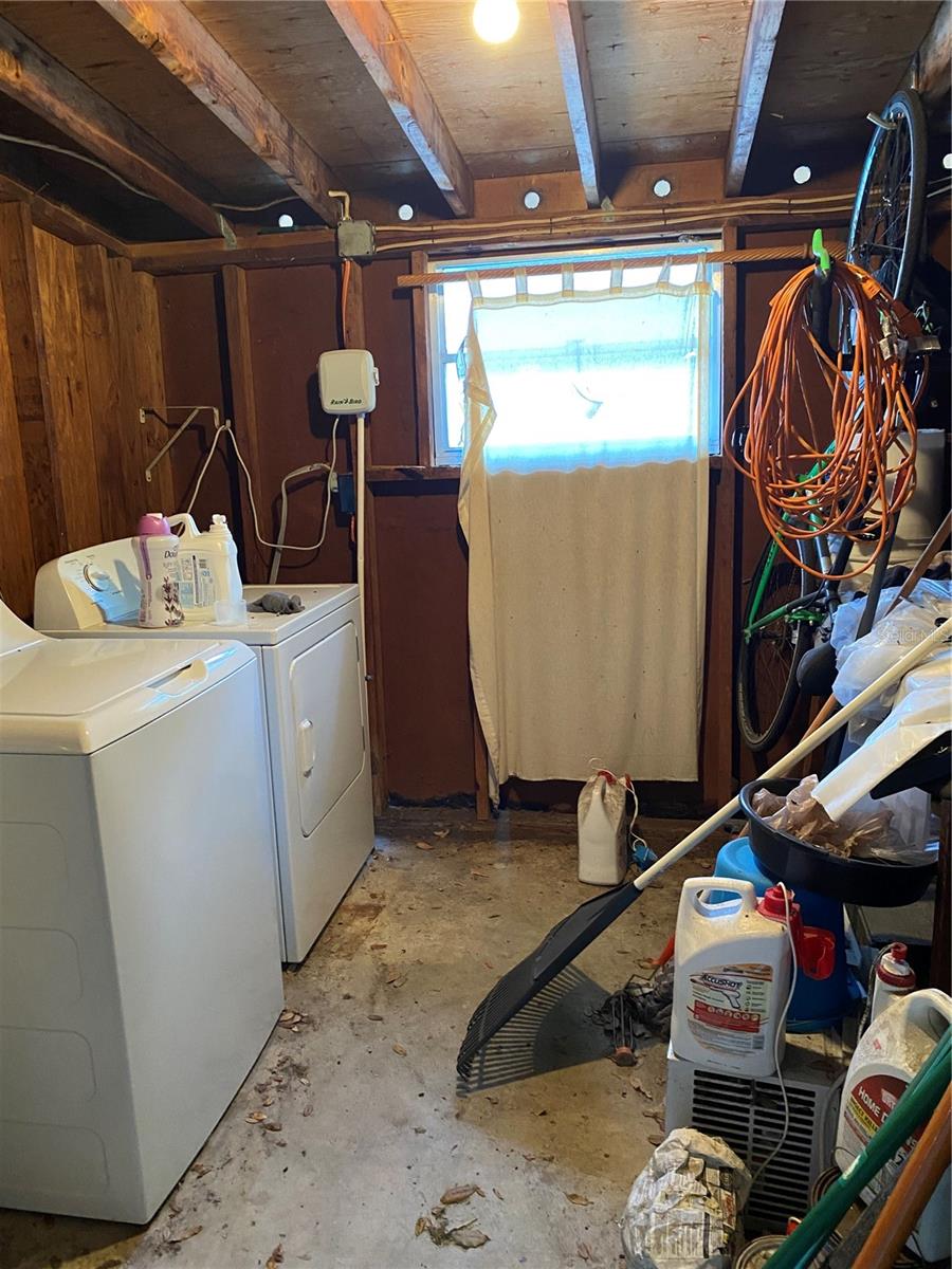 GANDY GARDENS - Residential