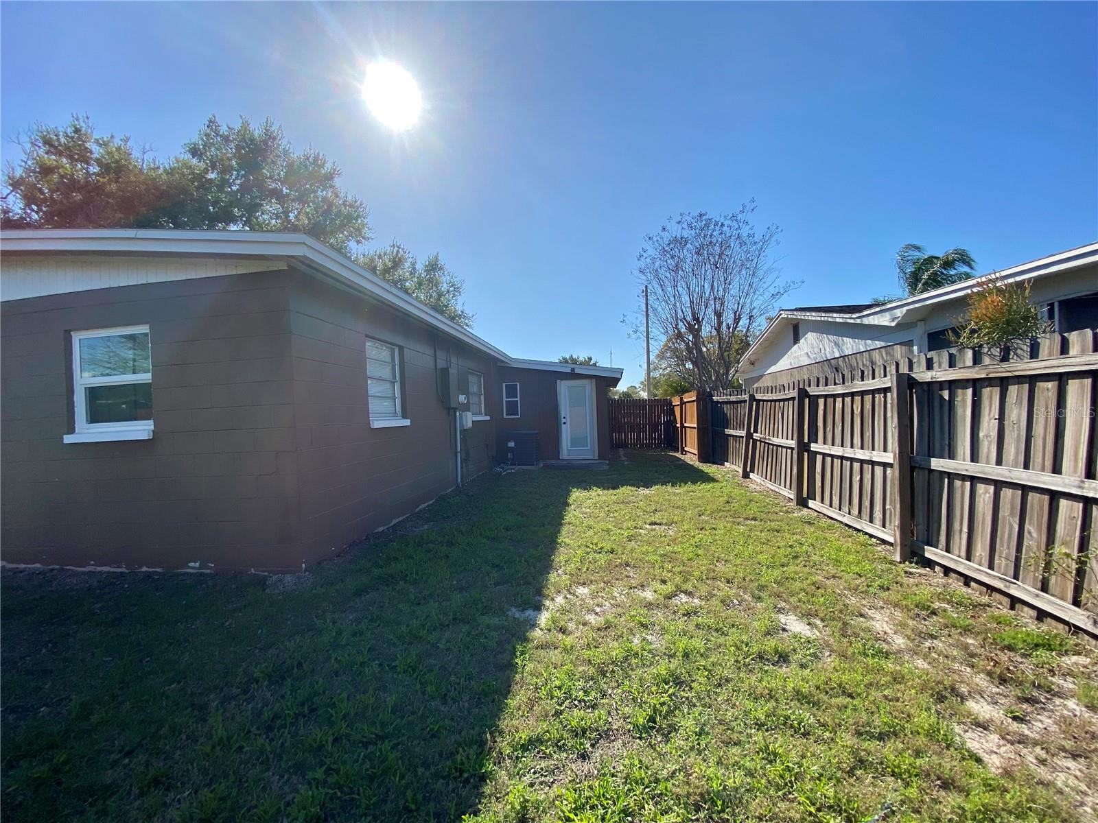 GANDY GARDENS - Residential