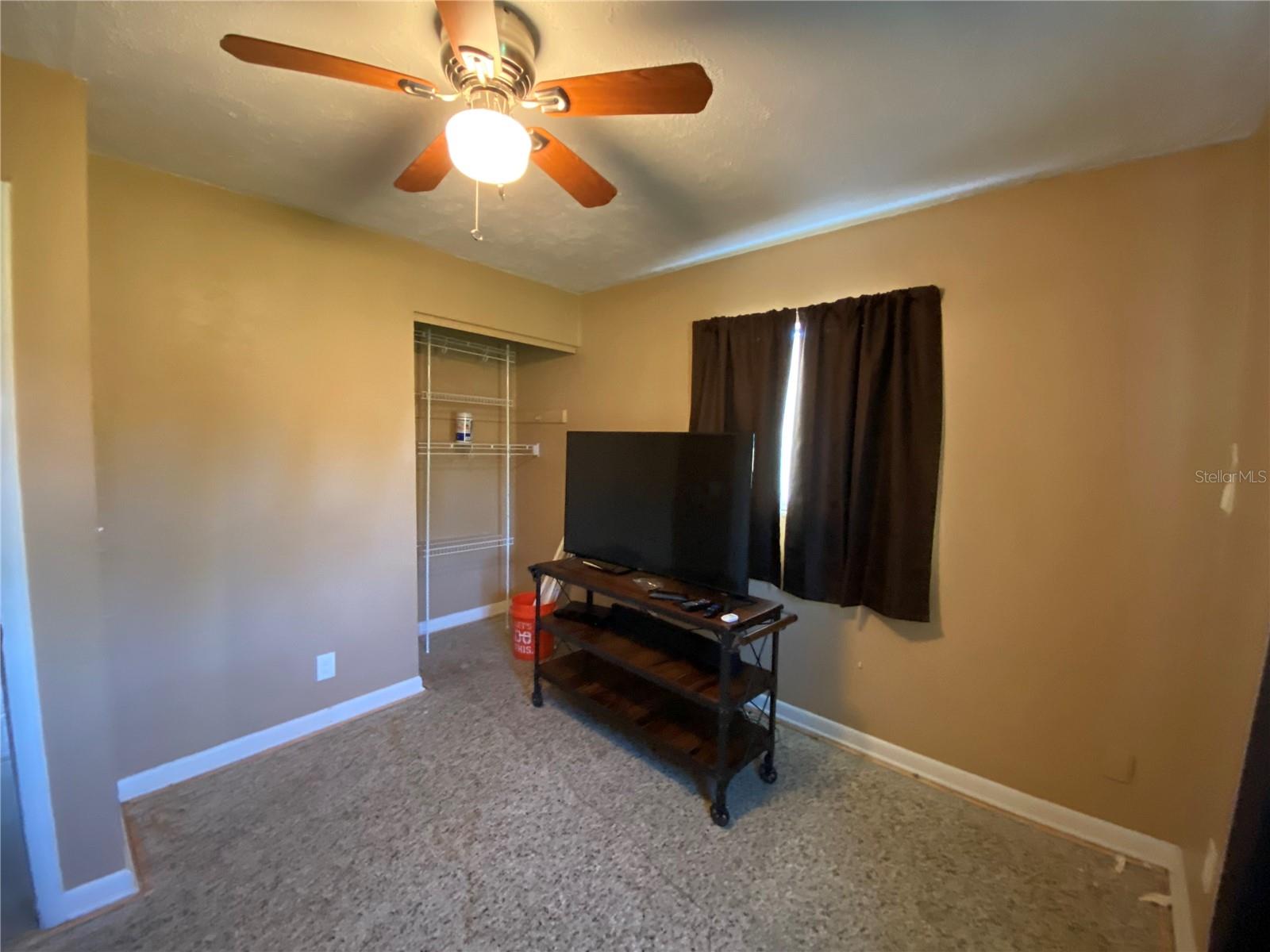 GANDY GARDENS - Residential