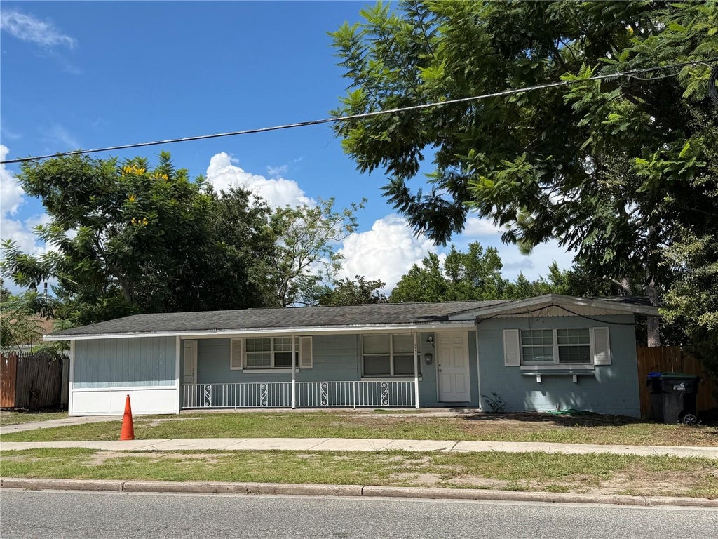 Photo of 6241 Balboa Drive, Orlando, FL 32808 (MLS # O6444113)