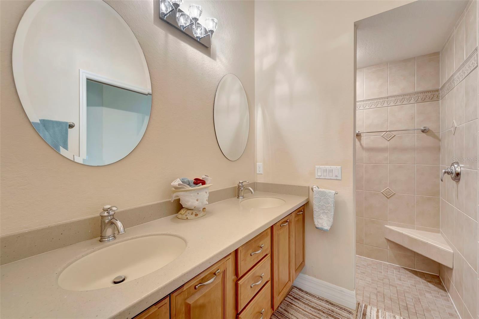 ALHAMBRA/LK MARLIN PH I - Residential