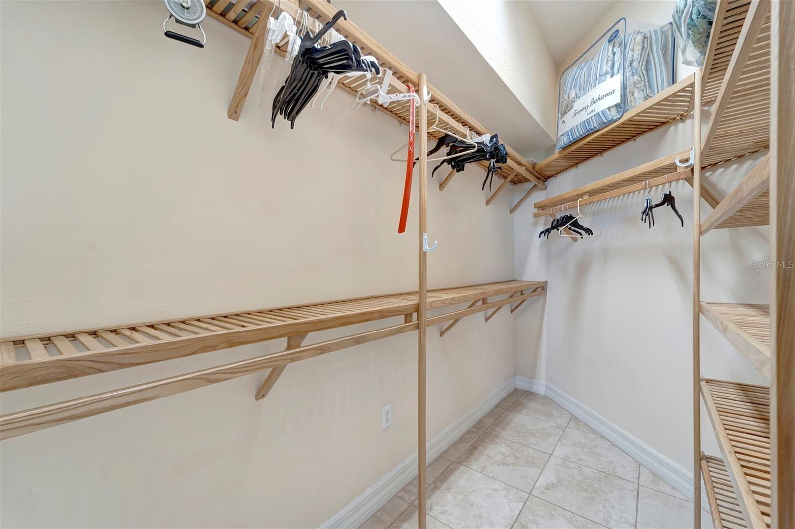 ALHAMBRA/LK MARLIN PH I - Residential