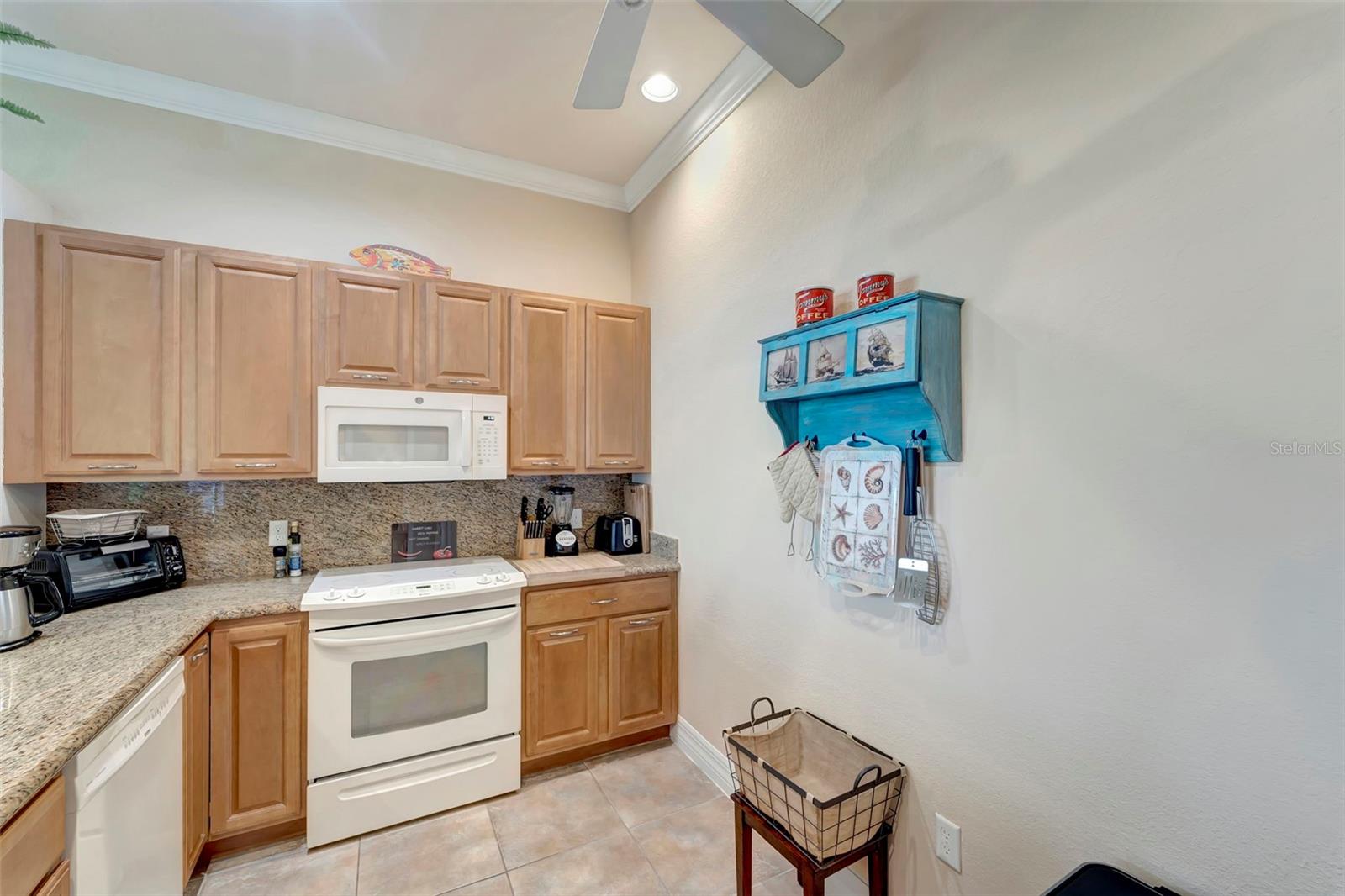 ALHAMBRA/LK MARLIN PH I - Residential