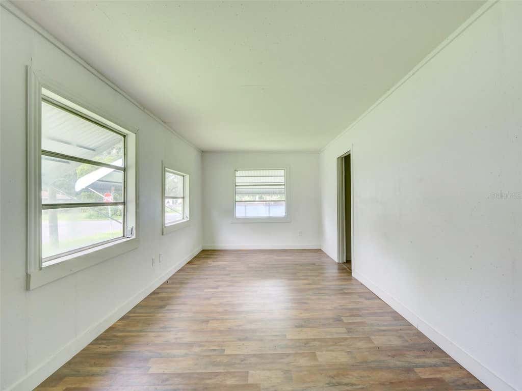Photo of 813 NW 5th St, Webster, FL 33597 (MLS # G5115614)