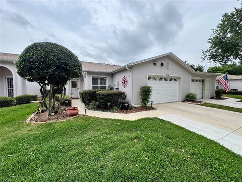 Tiny photo for 549 Golfview Court, Leesburg, FL 34748 (MLS # G5112265)