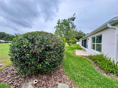 Tiny photo for 549 Golfview Court, Leesburg, FL 34748 (MLS # G5112265)