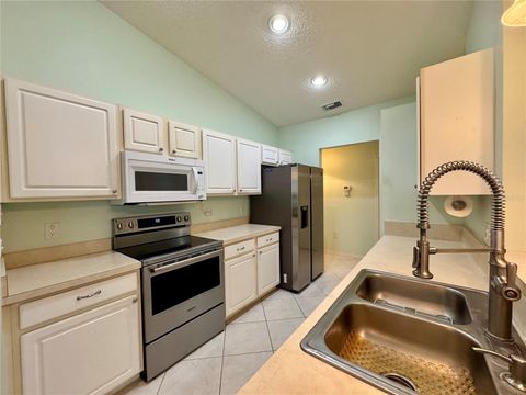 Tiny photo for 549 Golfview Court, Leesburg, FL 34748 (MLS # G5112265)