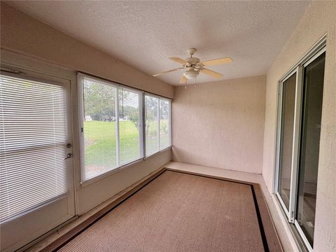 Tiny photo for 549 Golfview Court, Leesburg, FL 34748 (MLS # G5112265)