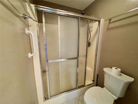 Tiny photo for 549 Golfview Court, Leesburg, FL 34748 (MLS # G5112265)