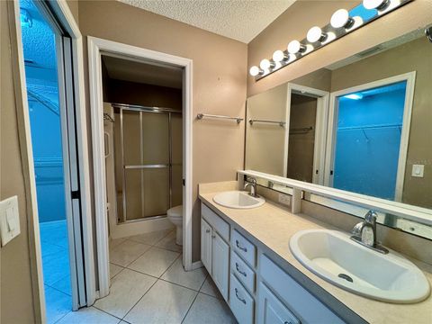 Tiny photo for 549 Golfview Court, Leesburg, FL 34748 (MLS # G5112265)
