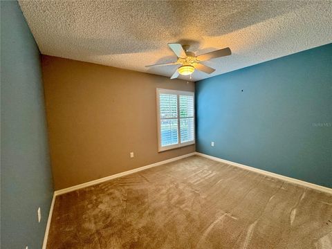 Tiny photo for 549 Golfview Court, Leesburg, FL 34748 (MLS # G5112265)