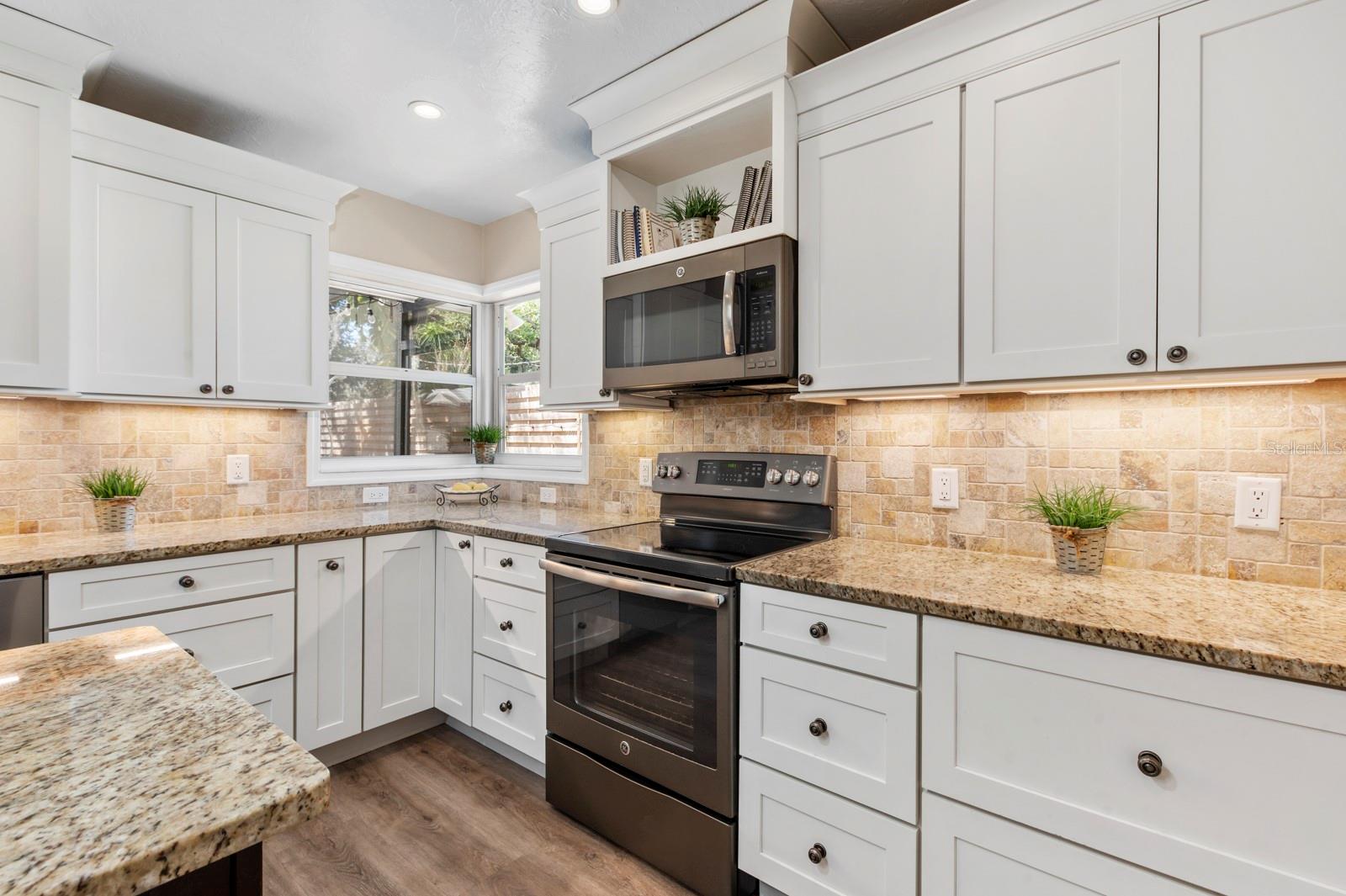 RIDGEWOOD - Residential