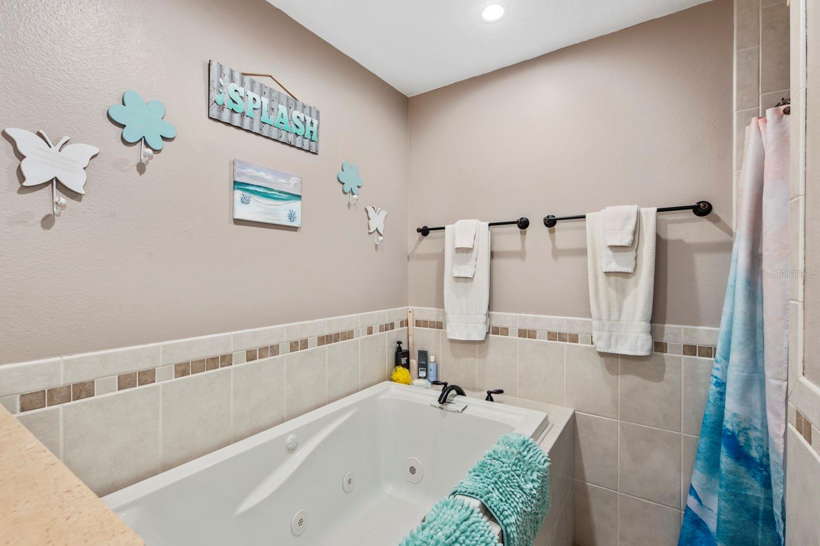 RIDGEWOOD - Residential