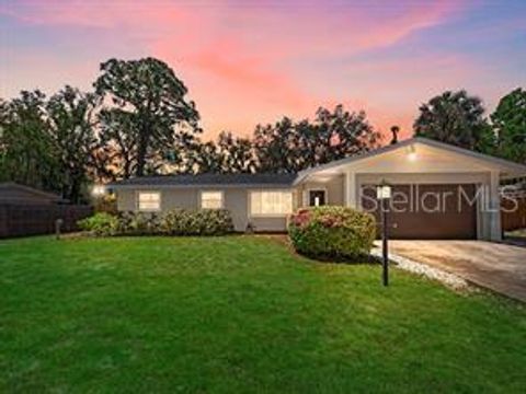 Photo of 2352 Palm Terrace, Sarasota, FL 34231 (MLS # A4692941)