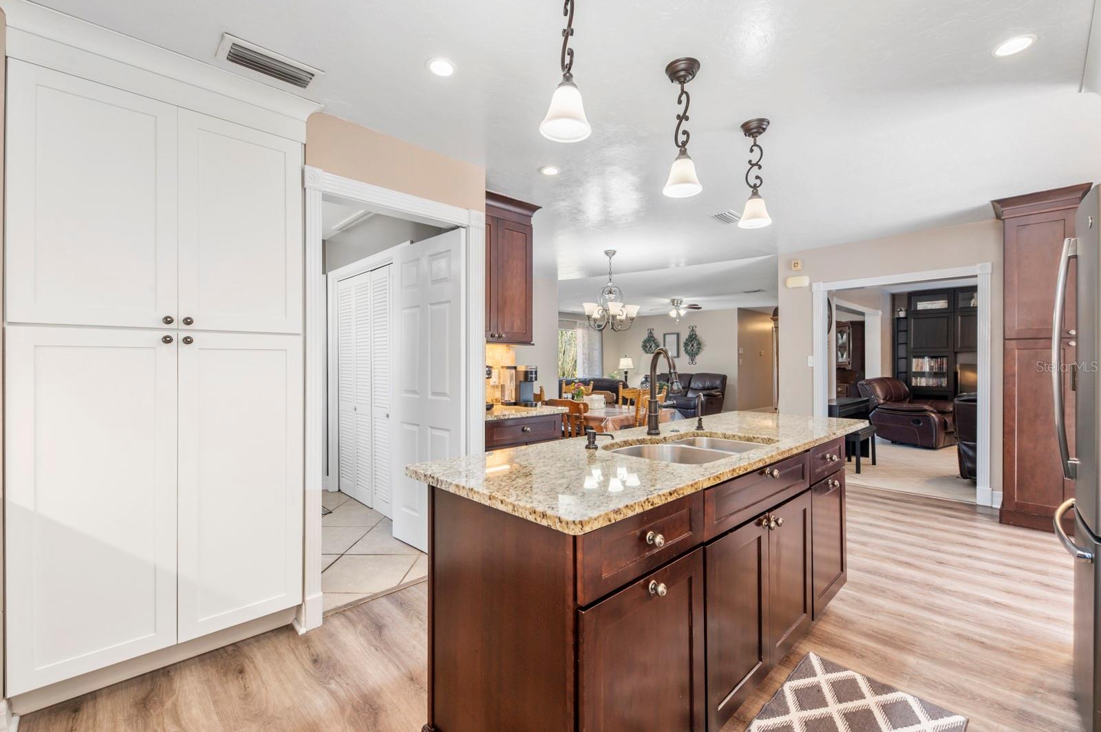RIDGEWOOD - Residential