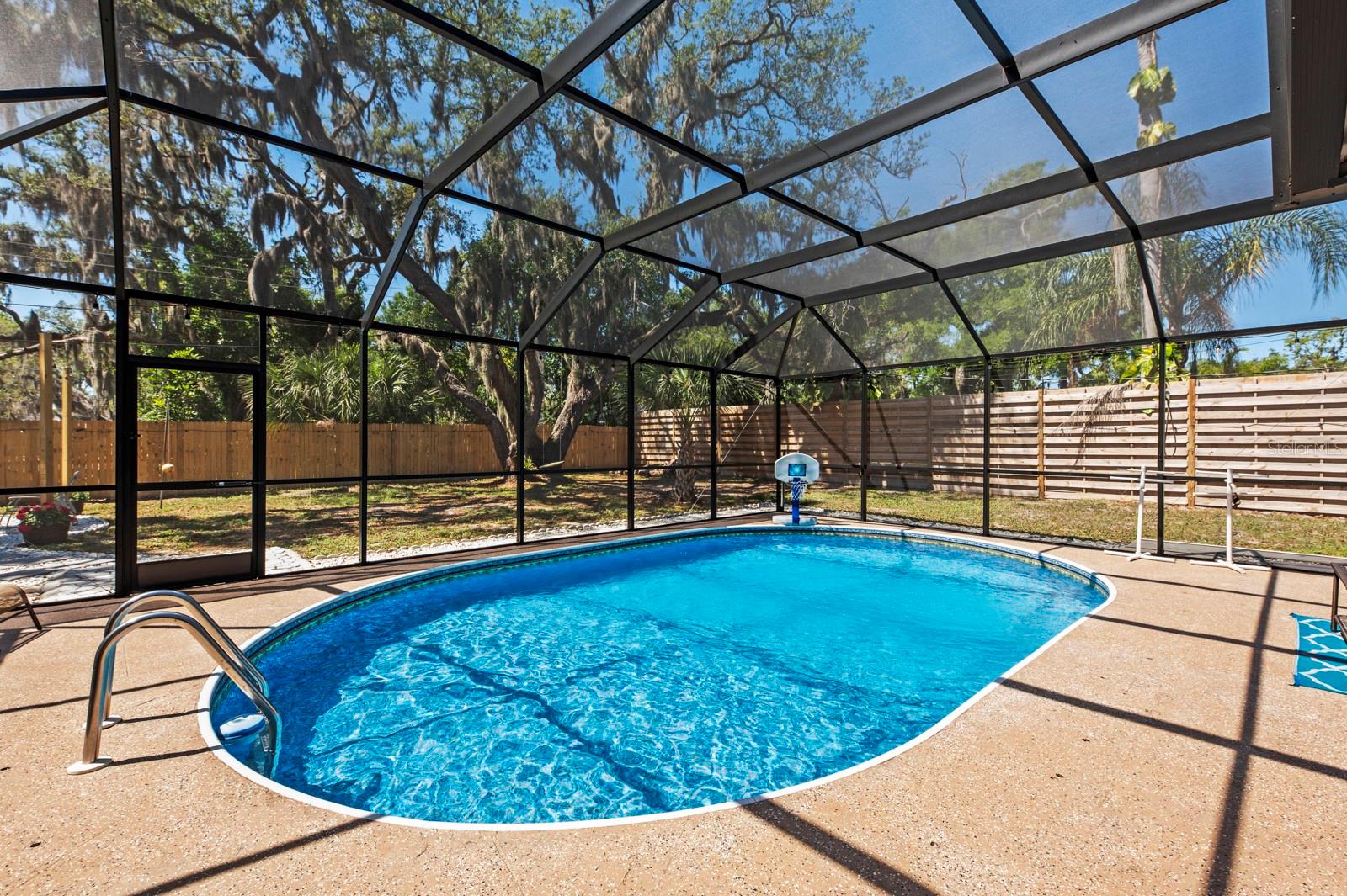 2352 PALM TERRACE