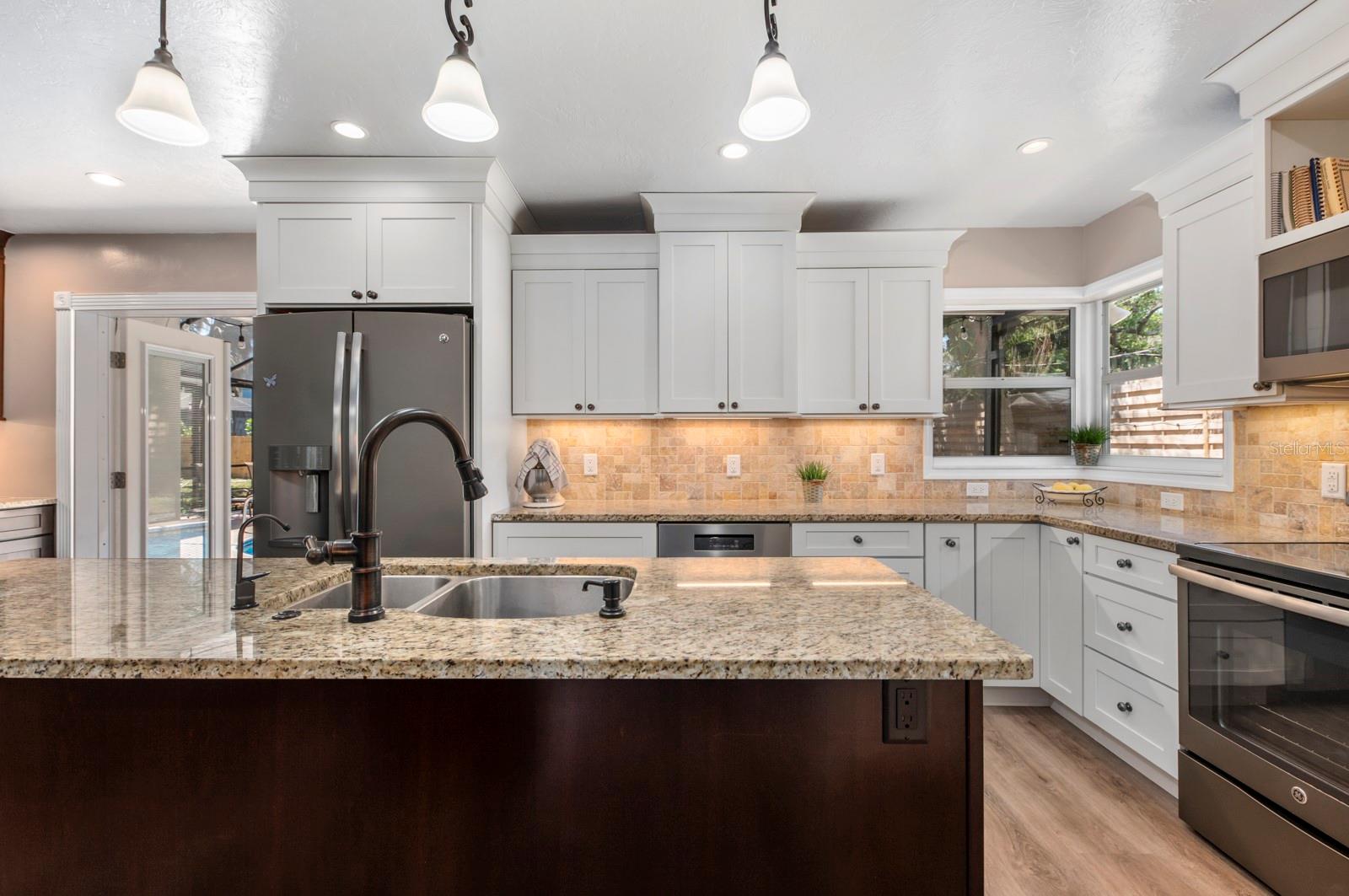 RIDGEWOOD - Residential