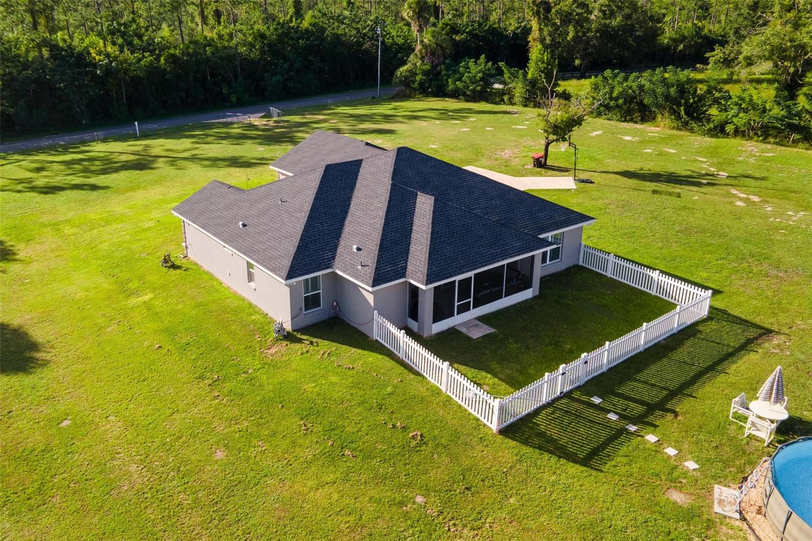 KING GROVE - Residential