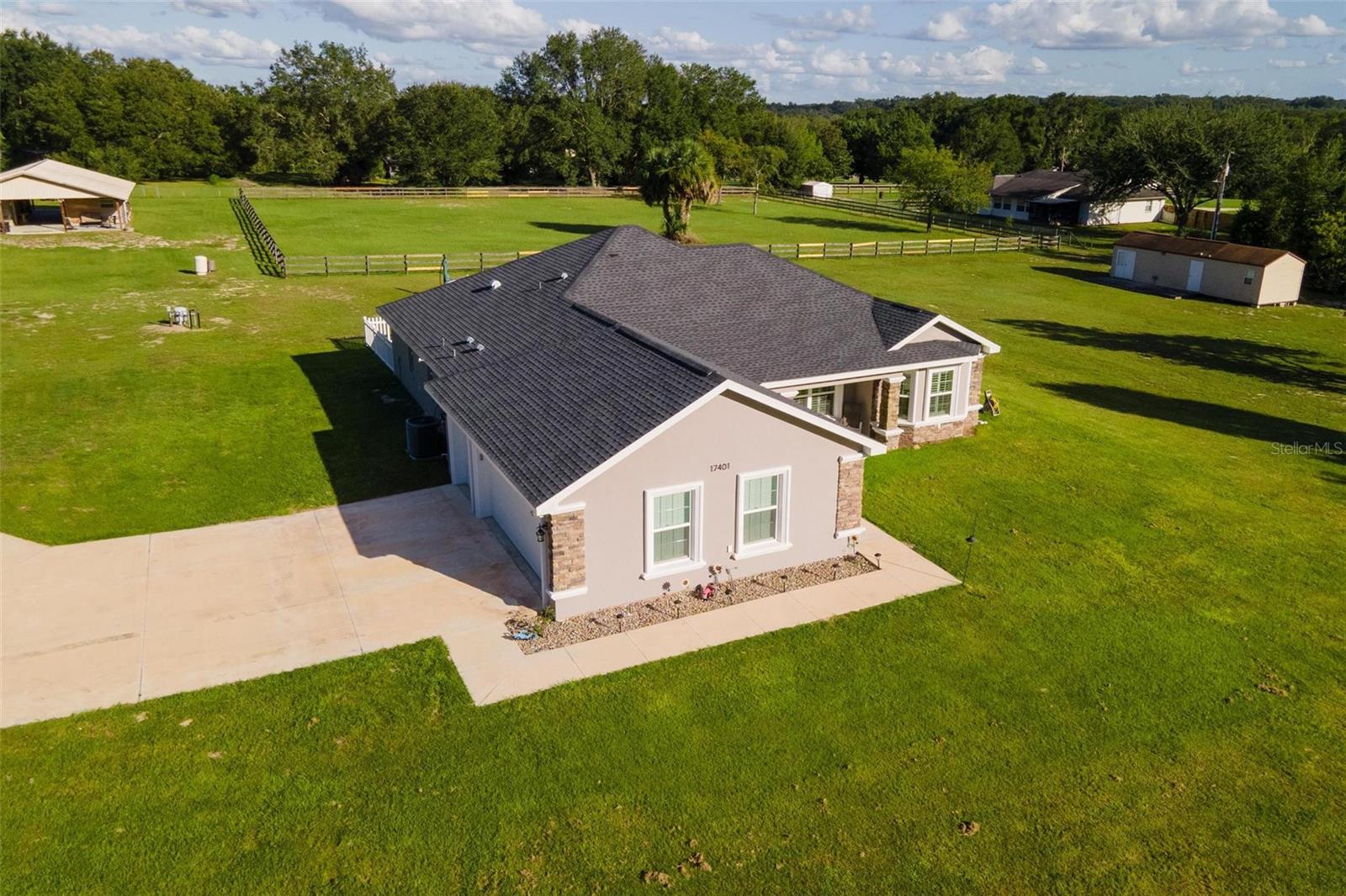 KING GROVE - Residential