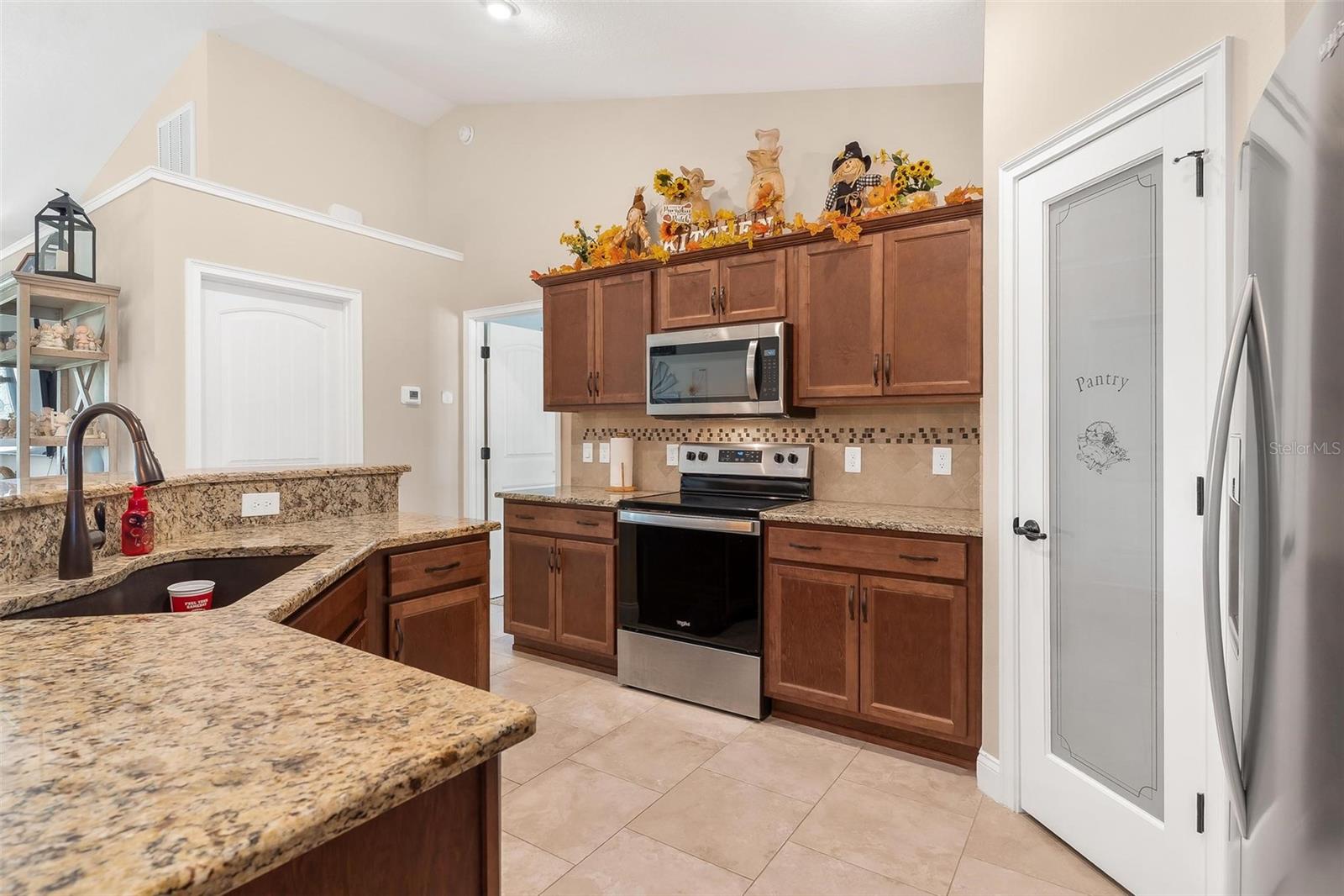 KING GROVE - Residential