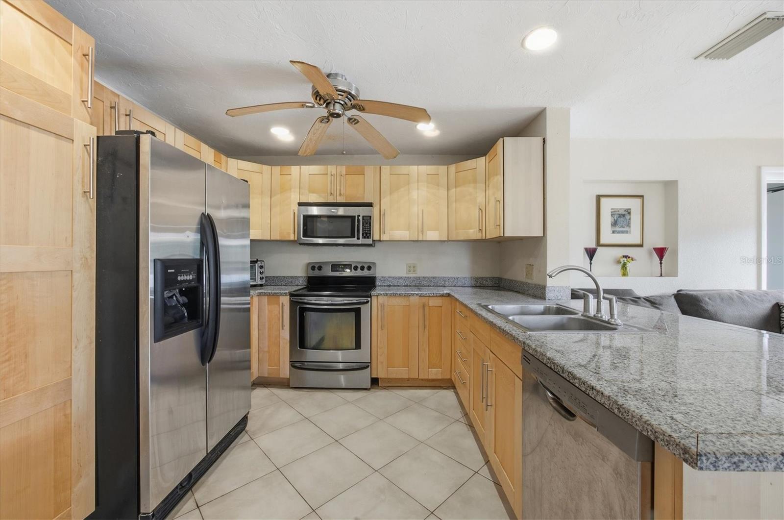 SOUTH VENICE UNIT 28 - Residential