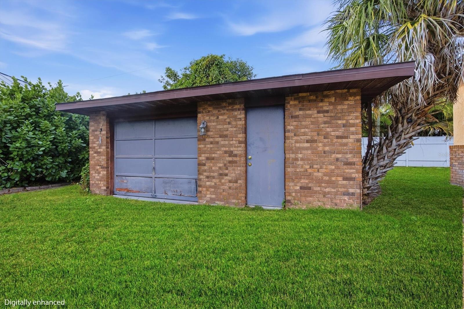 SOUTH VENICE UNIT 28 - Residential