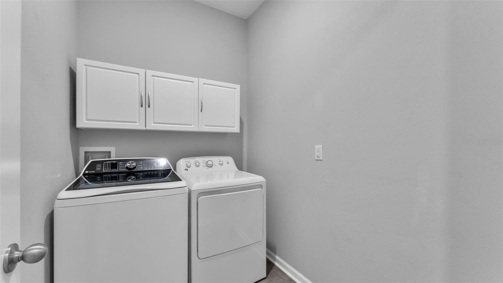 SEASONS AT MATTIE POINTE - Residential