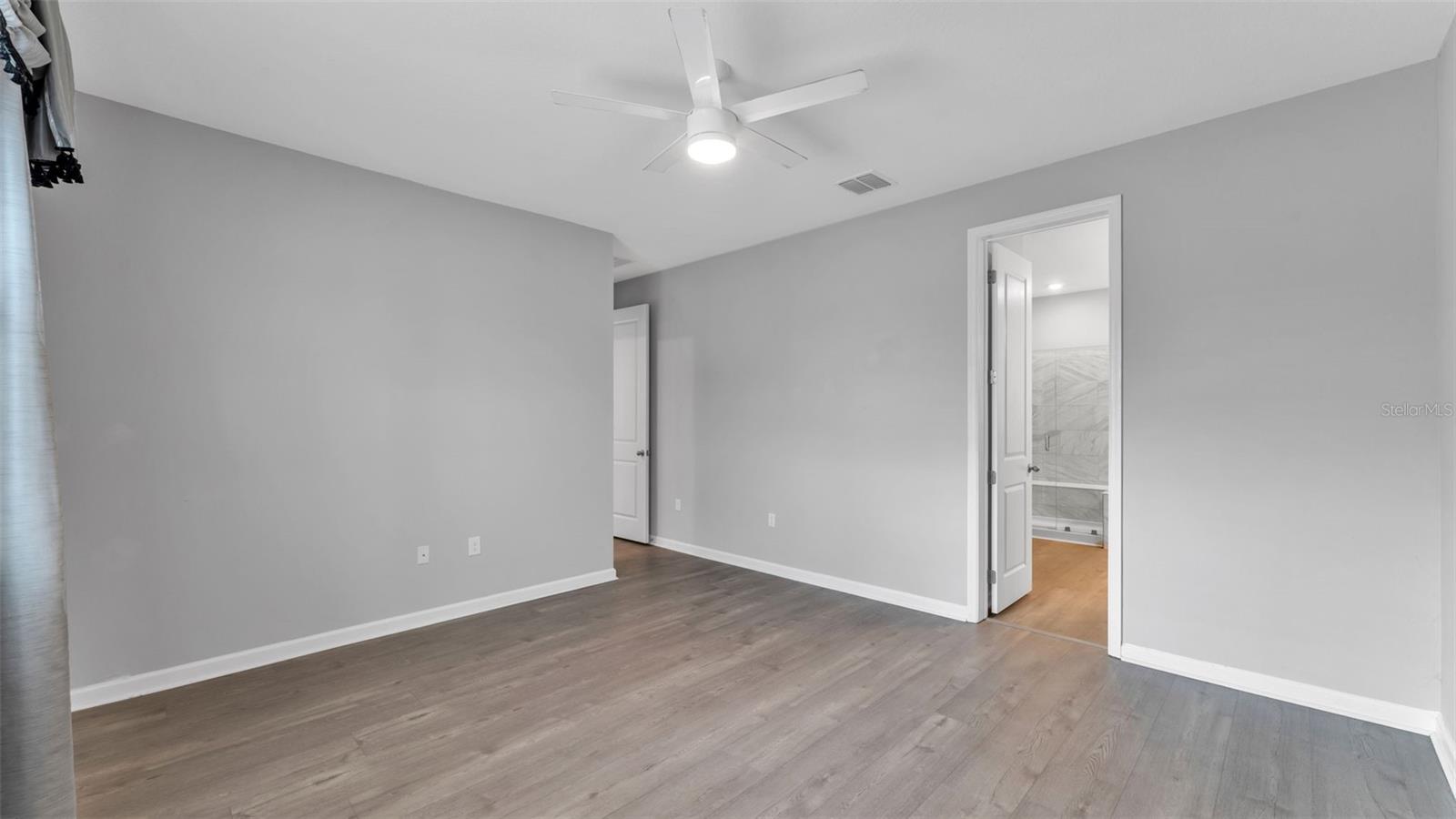 SEASONS AT MATTIE POINTE - Residential