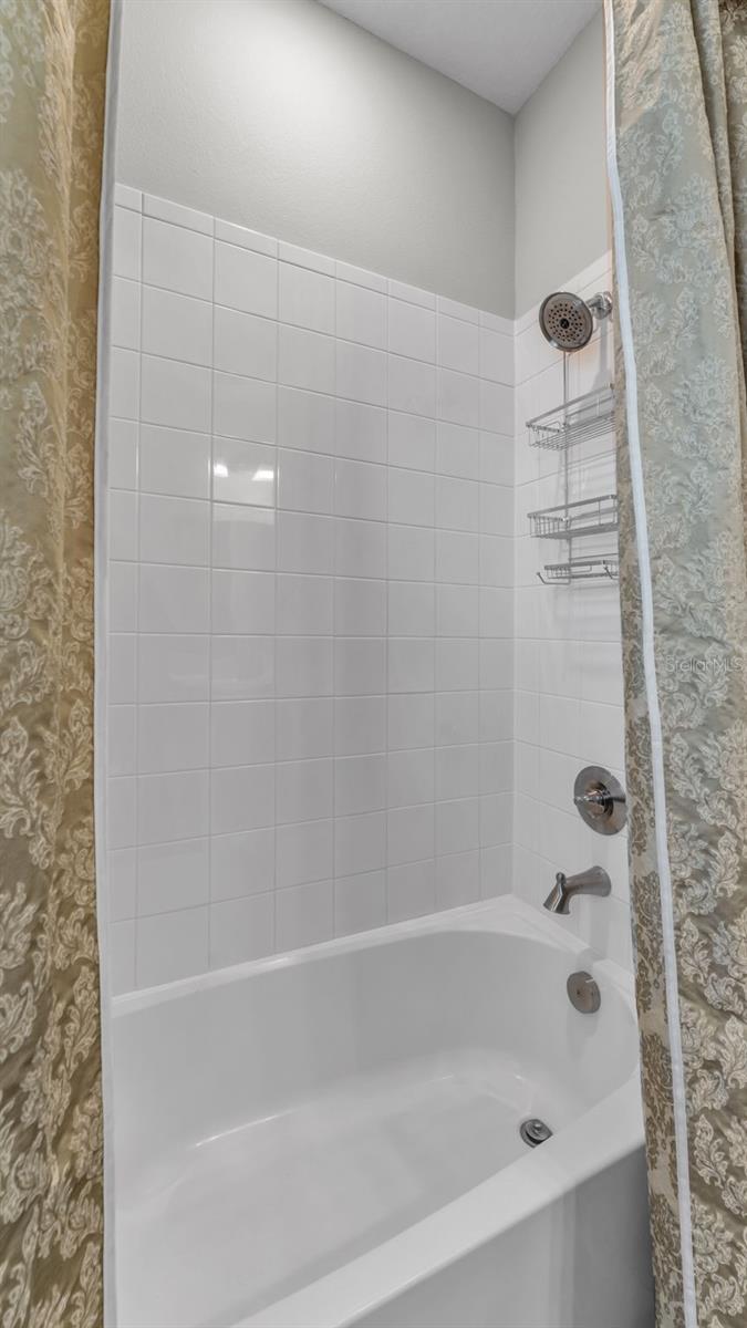 SEASONS AT MATTIE POINTE - Residential