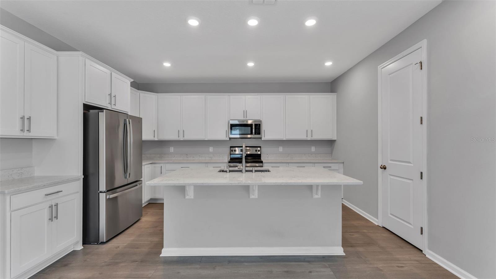 SEASONS AT MATTIE POINTE - Residential