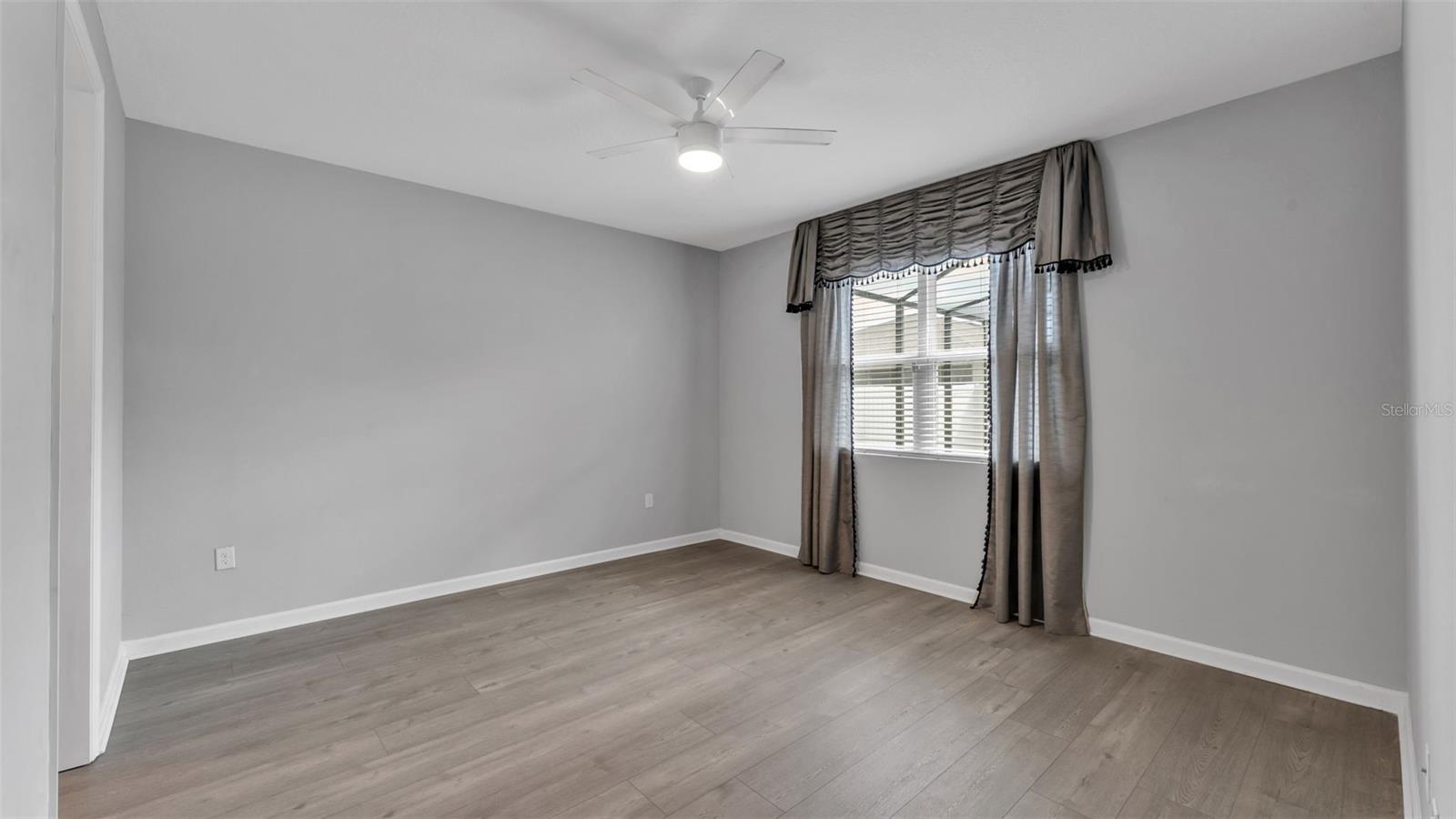 SEASONS AT MATTIE POINTE - Residential