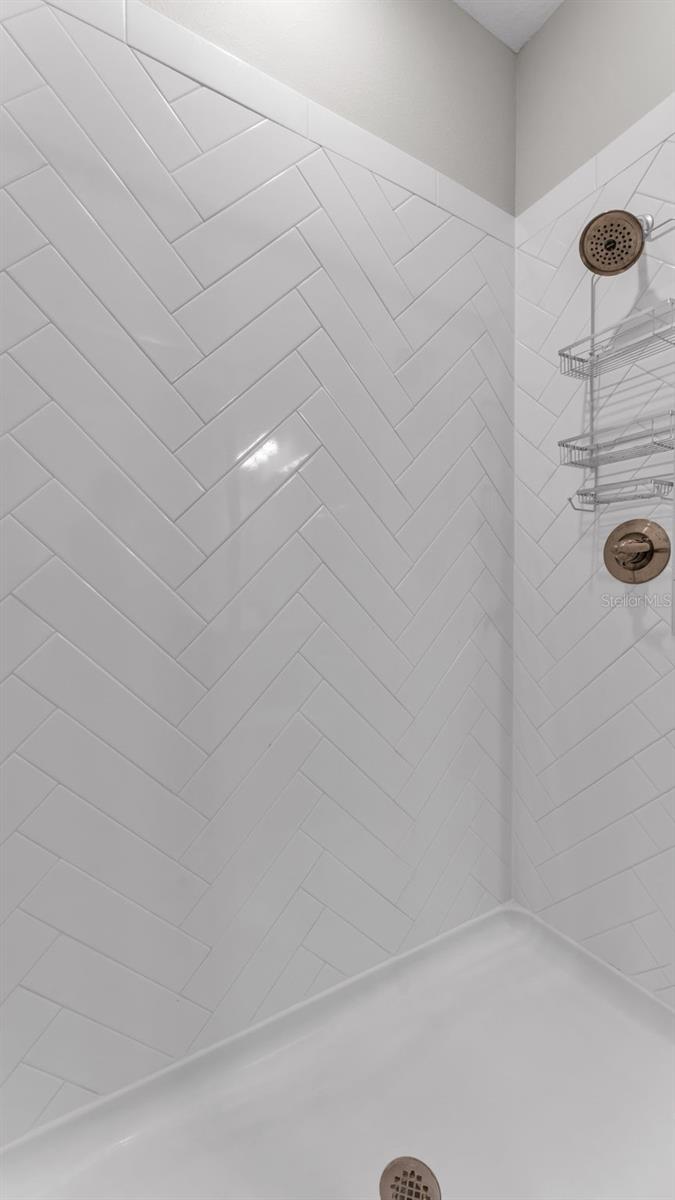 SEASONS AT MATTIE POINTE - Residential