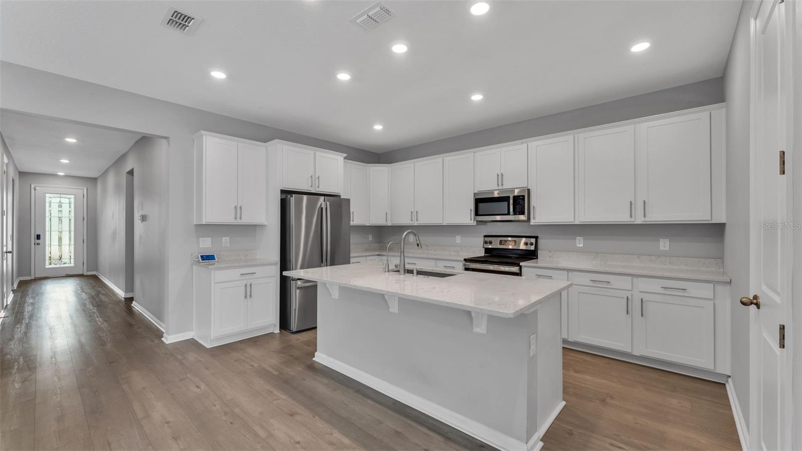 SEASONS AT MATTIE POINTE - Residential