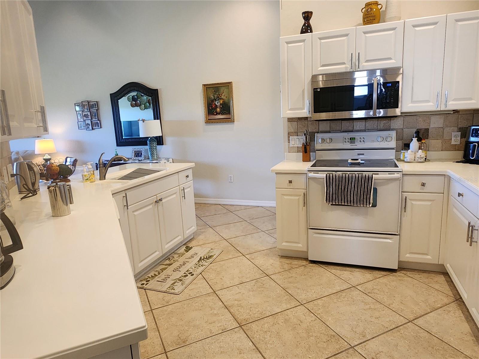 7224 CEDAR HOLLOW CIRCLE
