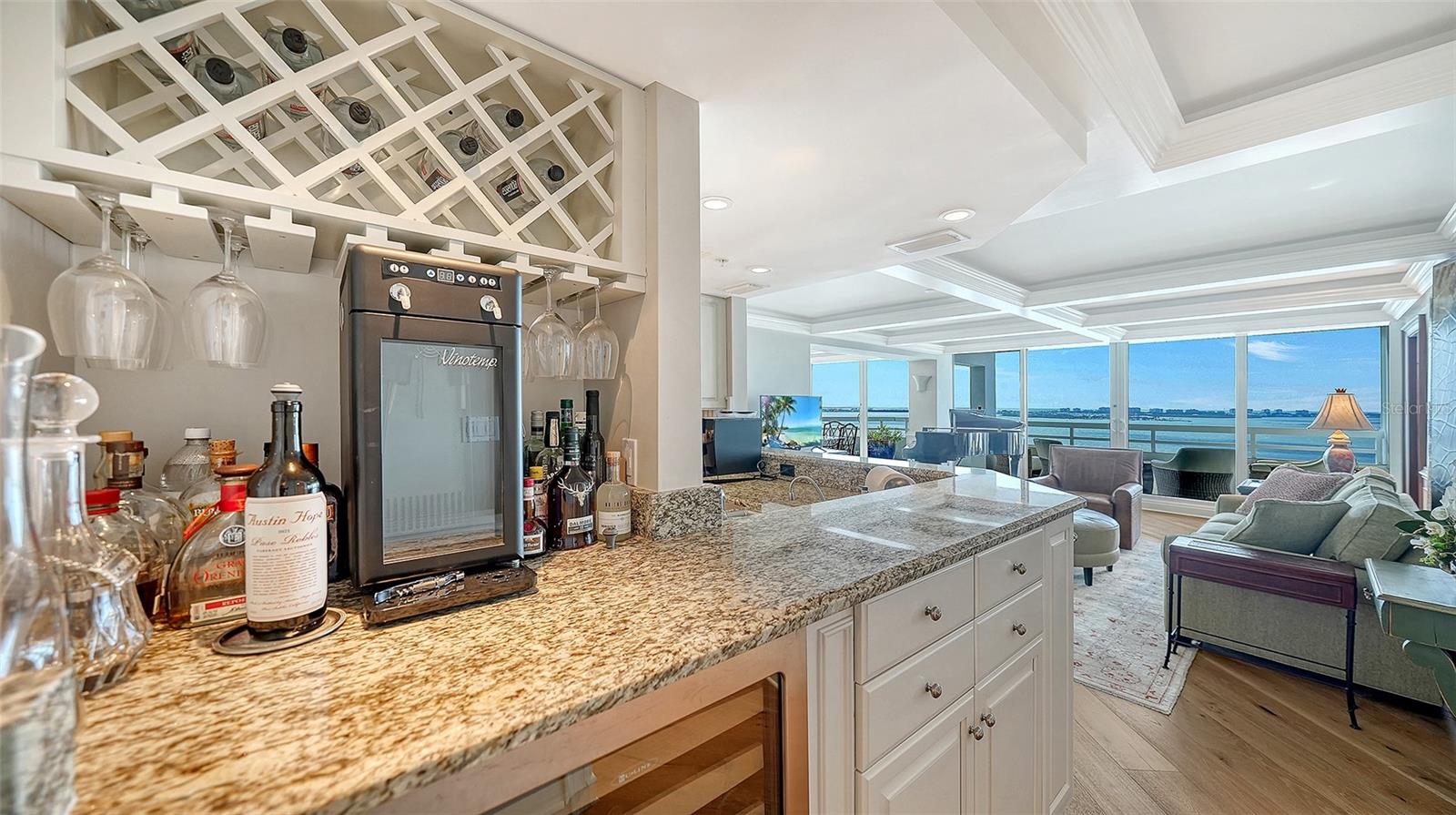 CONDO ON THE BAY TOWER II - Residential