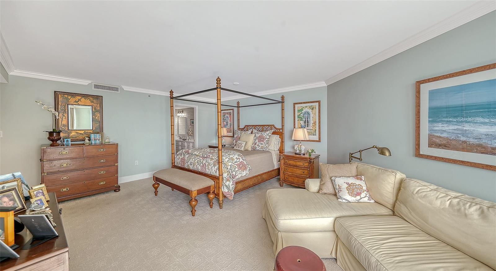 CONDO ON THE BAY TOWER II - Residential