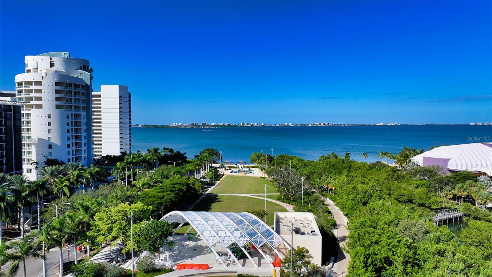 CONDO ON THE BAY TOWER II - Residential