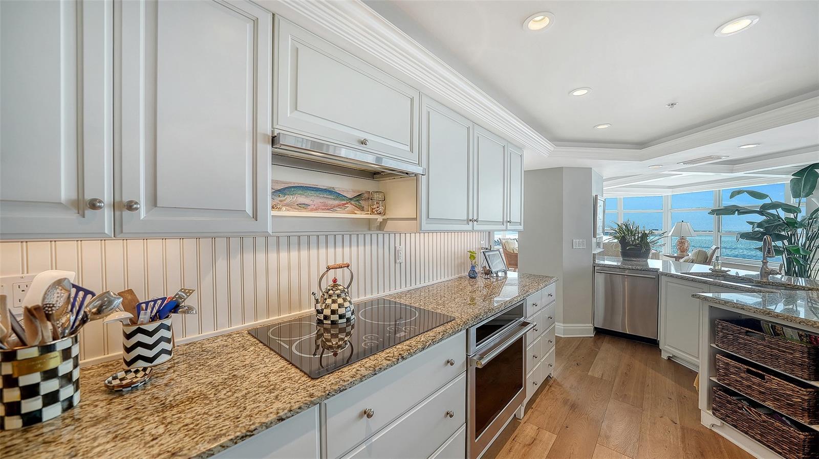 CONDO ON THE BAY TOWER II - Residential