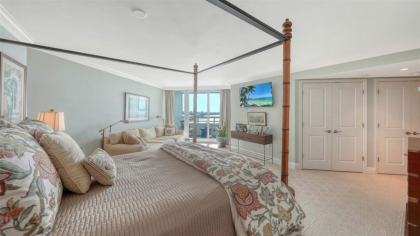 CONDO ON THE BAY TOWER II - Residential