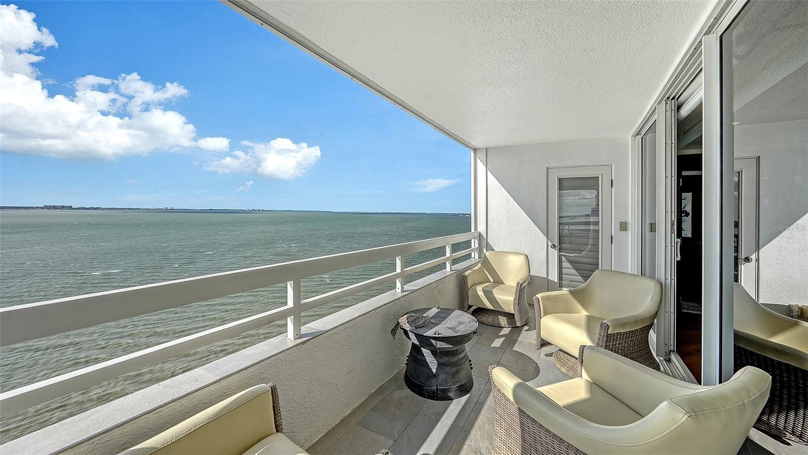 CONDO ON THE BAY TOWER II - Residential