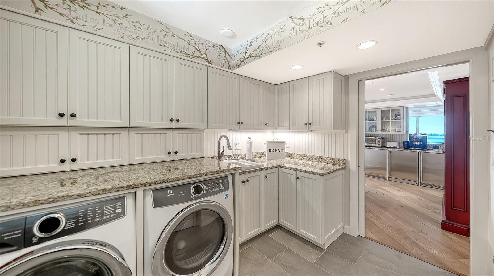 CONDO ON THE BAY TOWER II - Residential