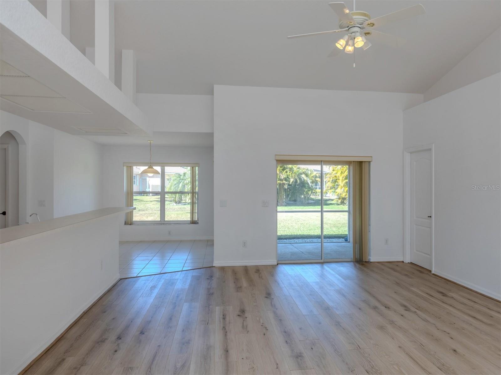 VENICE PALMS PH 1 - Residential