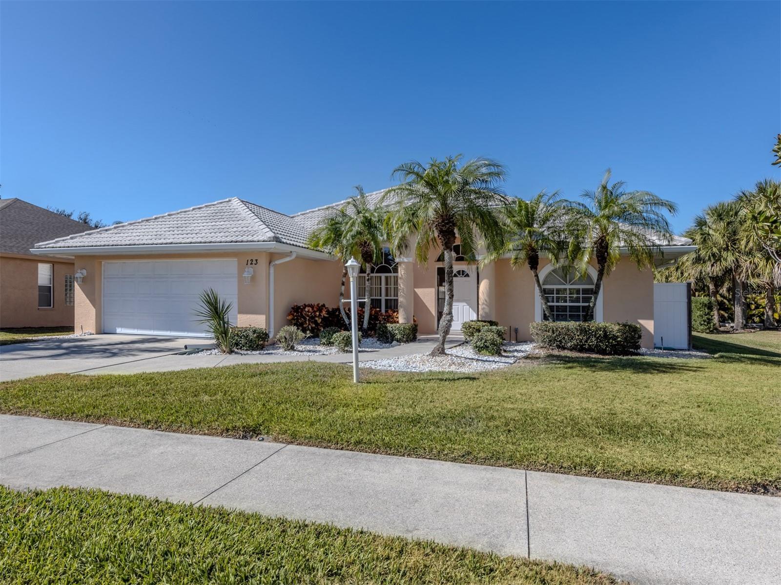 VENICE PALMS PH 1 - Residential