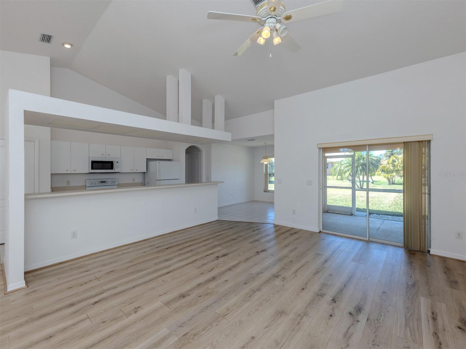 VENICE PALMS PH 1 - Residential