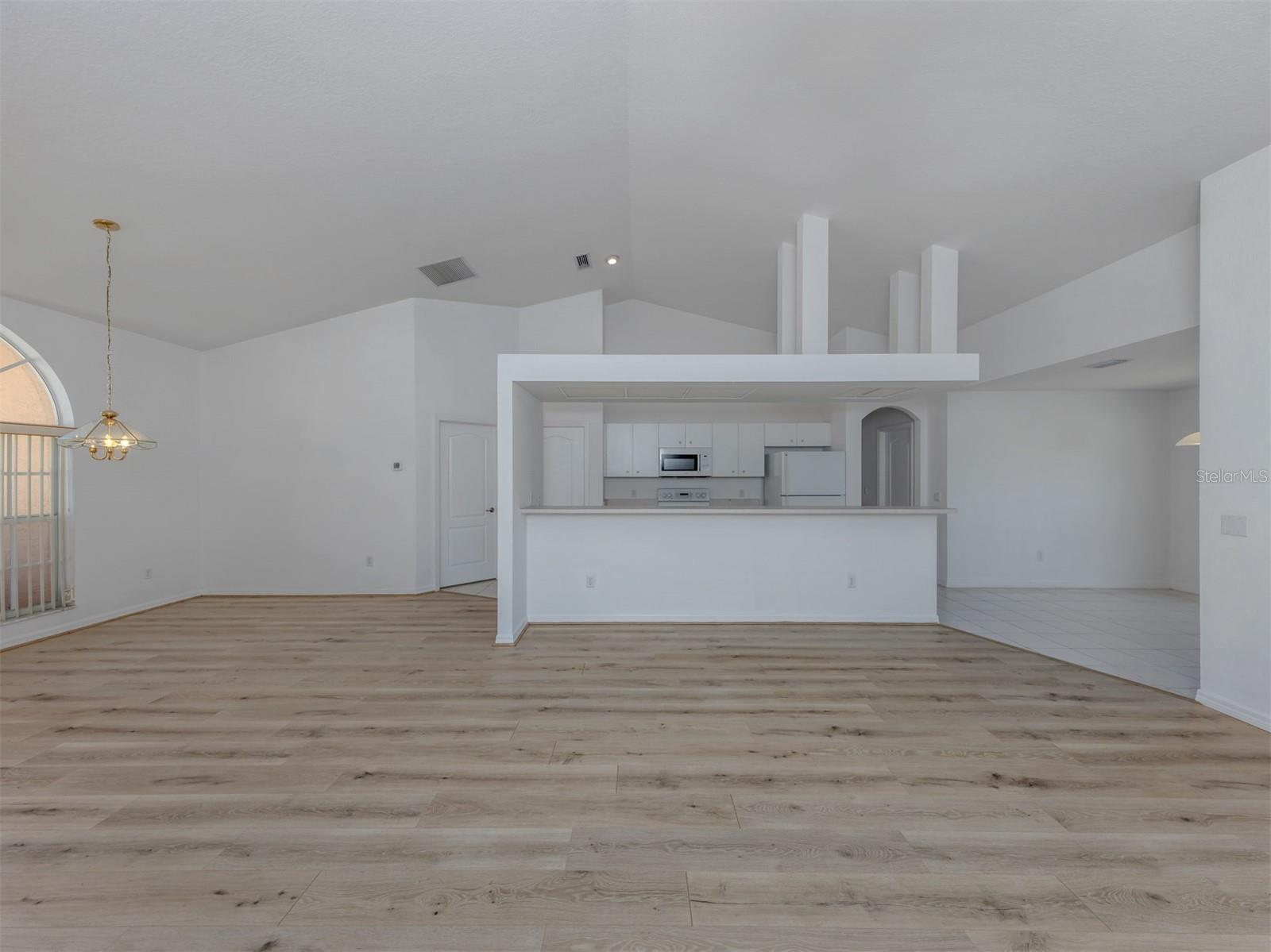 VENICE PALMS PH 1 - Residential