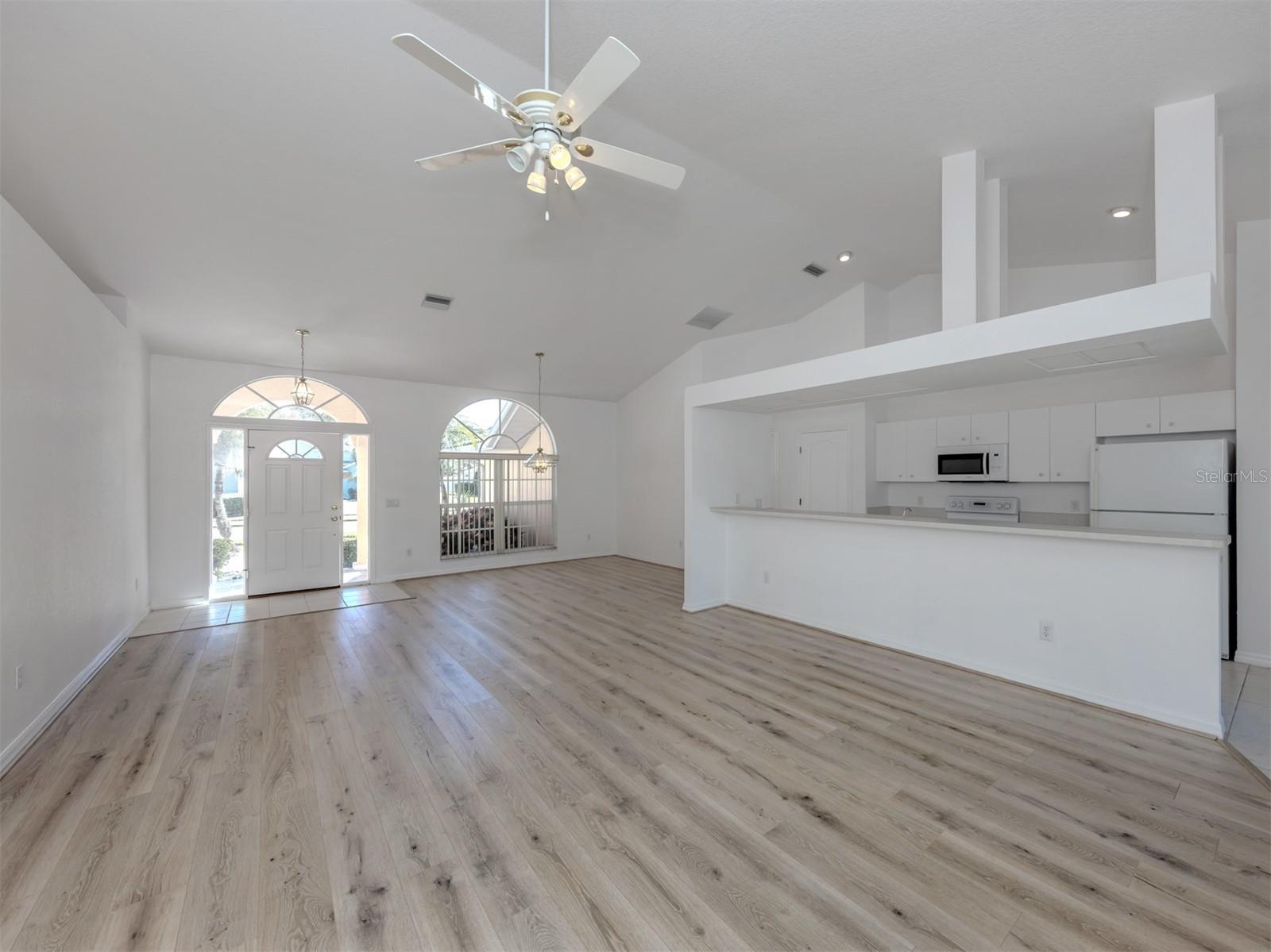 VENICE PALMS PH 1 - Residential