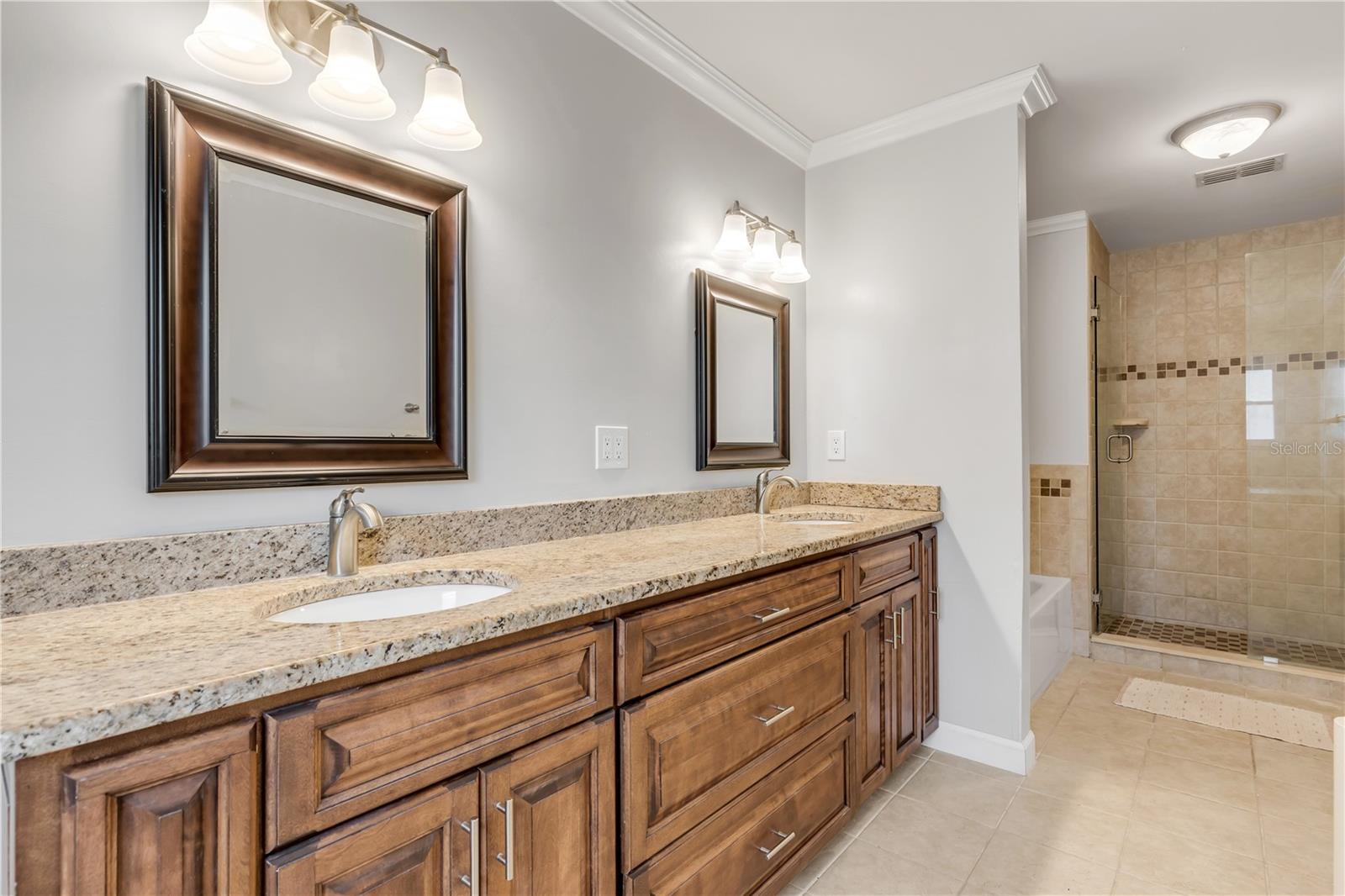 FLORIDA SHORES - Residential