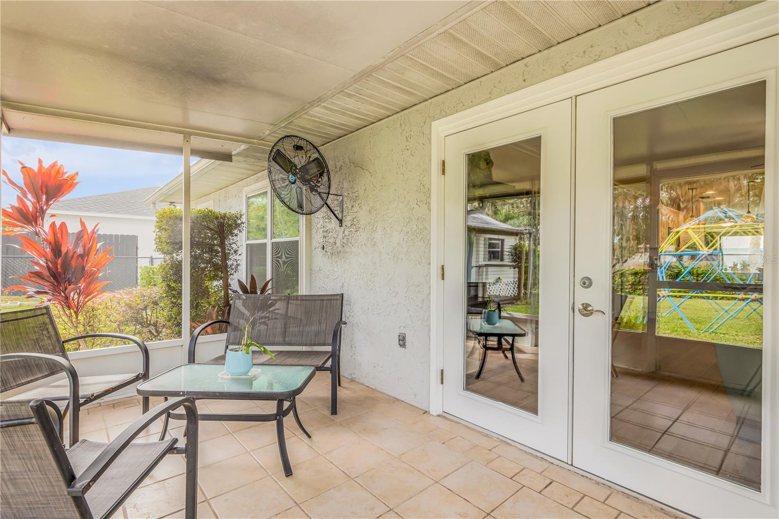 FLORIDA SHORES - Residential