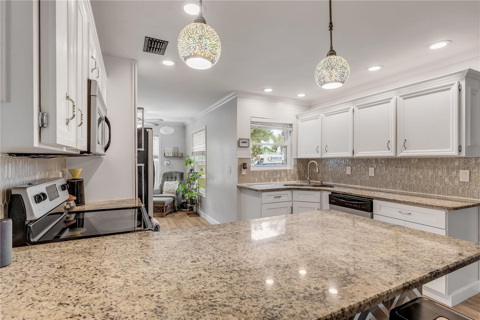 FLORIDA SHORES - Residential